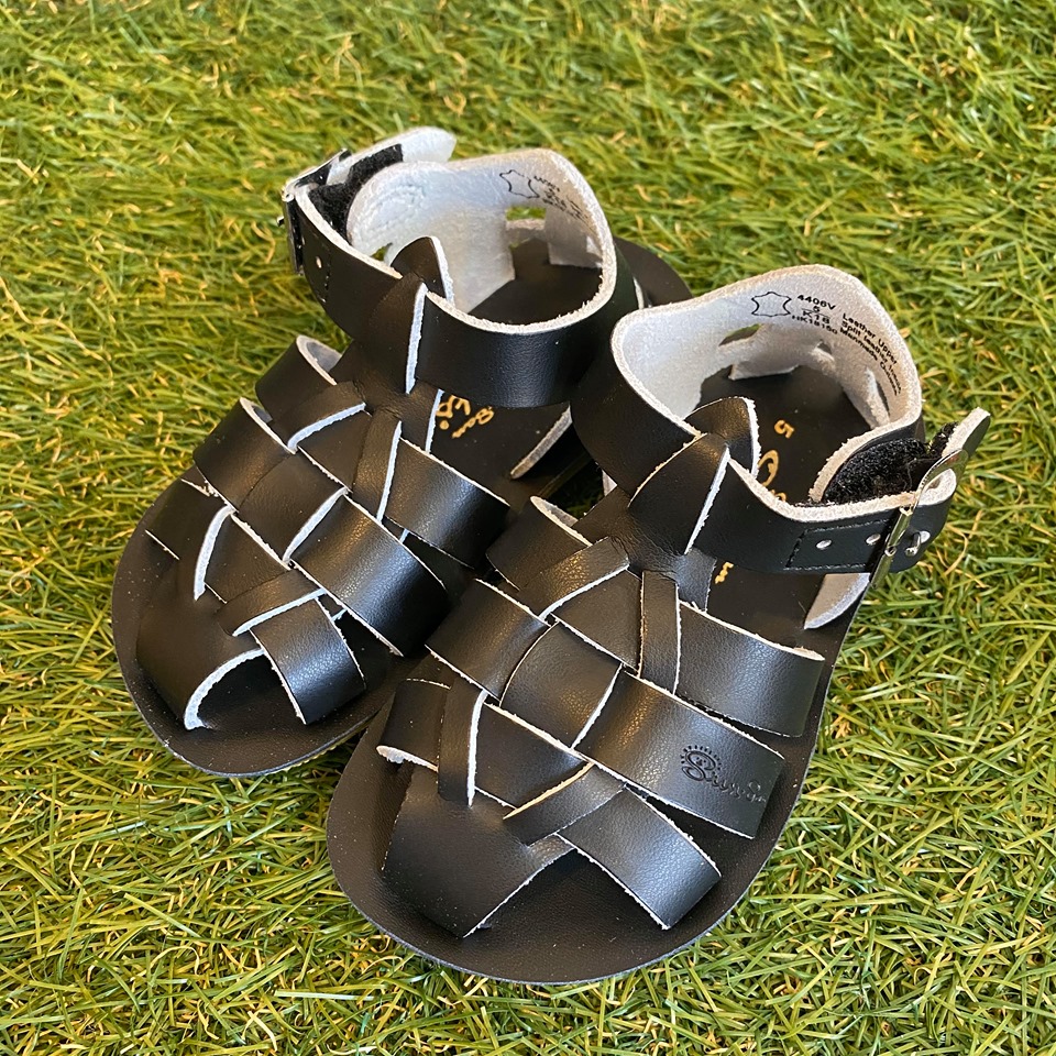 【Salt Water Sandals(ソルトウォーターサンダル)】Sun San Sharks(ベルクロ)/Black黒/13cm～19cm