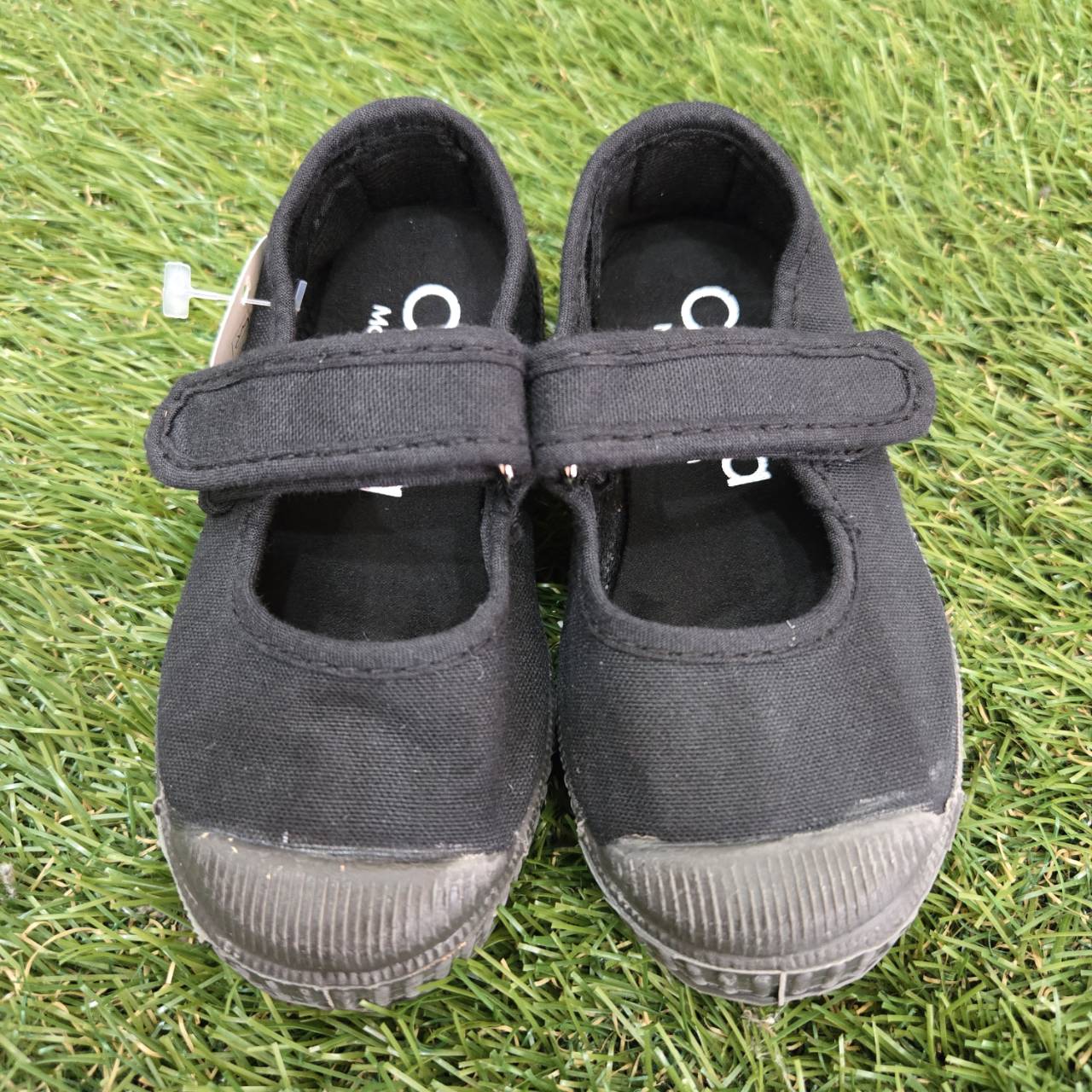 【cienta(シエンタ)】76N99701 ベルクロワンストラップ後染め/NEGRO