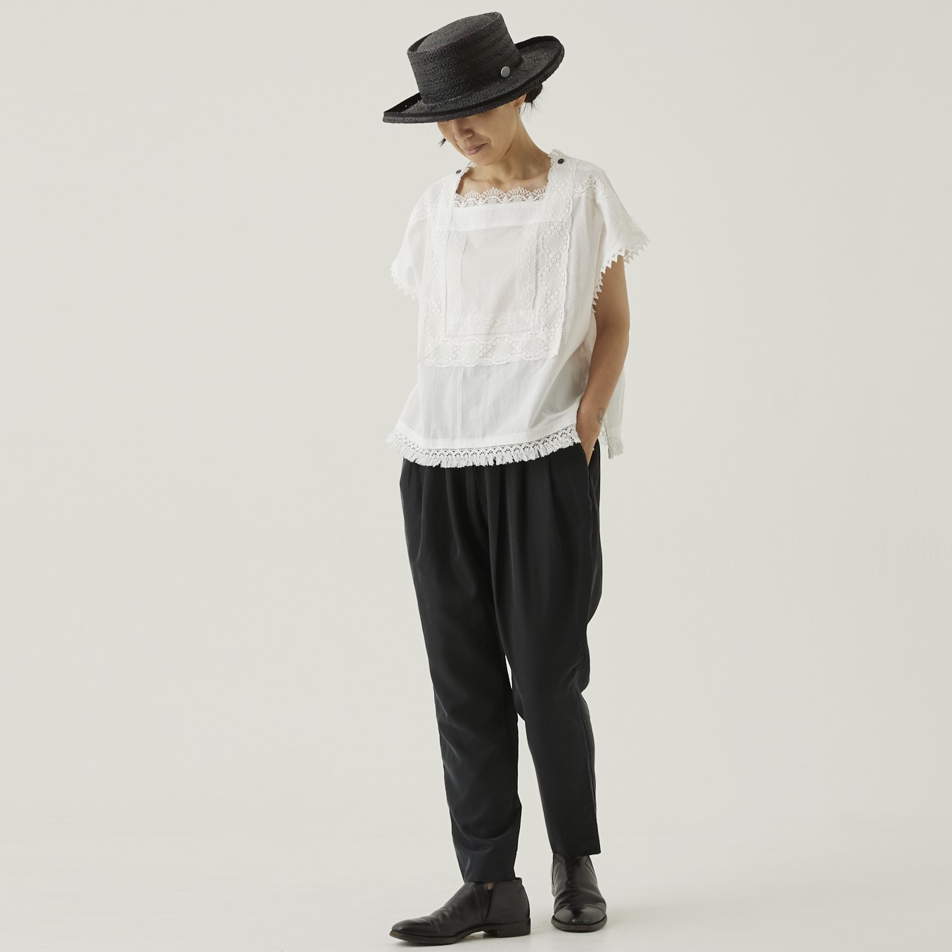 【eLfinFolk】elf-241F47/F48 Cotton lawn Lace Tops/off white