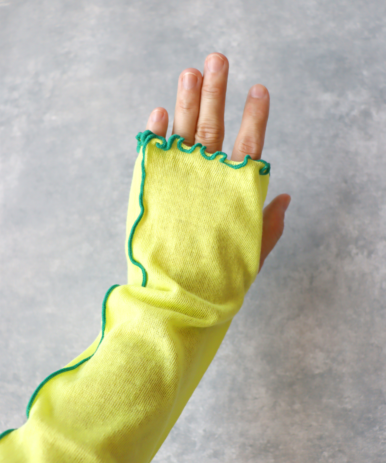 【KIVISDOU】UV加工メロウアームカバー