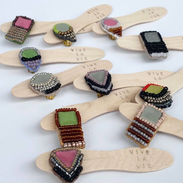 【VIVELAVIE（ビブラビ）】Earrings/蓄光