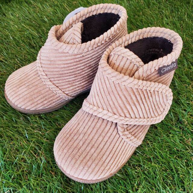 【cienta(シエンタ)】13304921/コーデュロイブーツ/beige キッズのみ