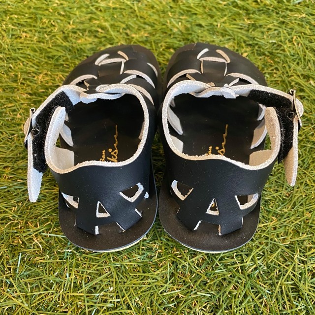 Salt Water Sandals(ソルトウォーターサンダル)】Sun San Sharks