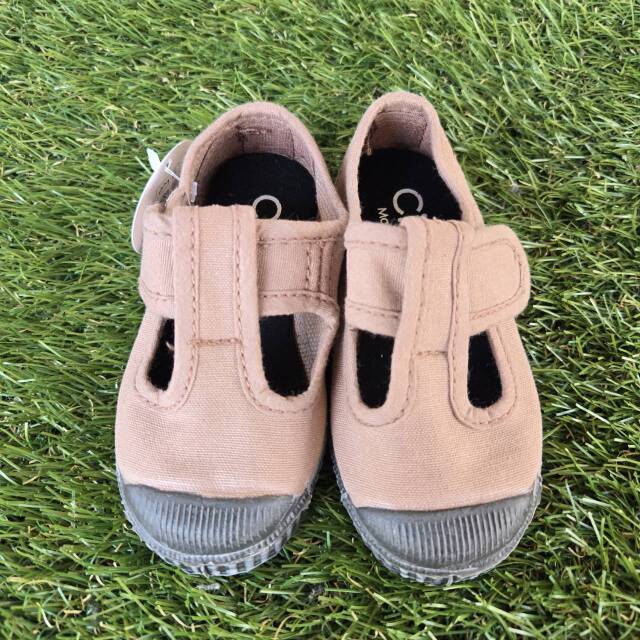 【cienta(シエンタ)】77N99746Tストラップベルクロ後染め/BEIGE キッズのみ