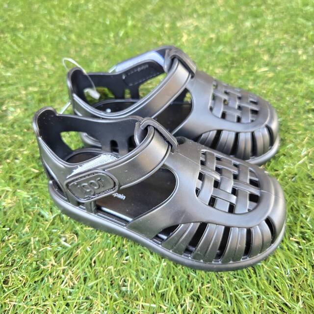 【igor】サンダル・S10271 TOBBY SOLID/002 NEGRO