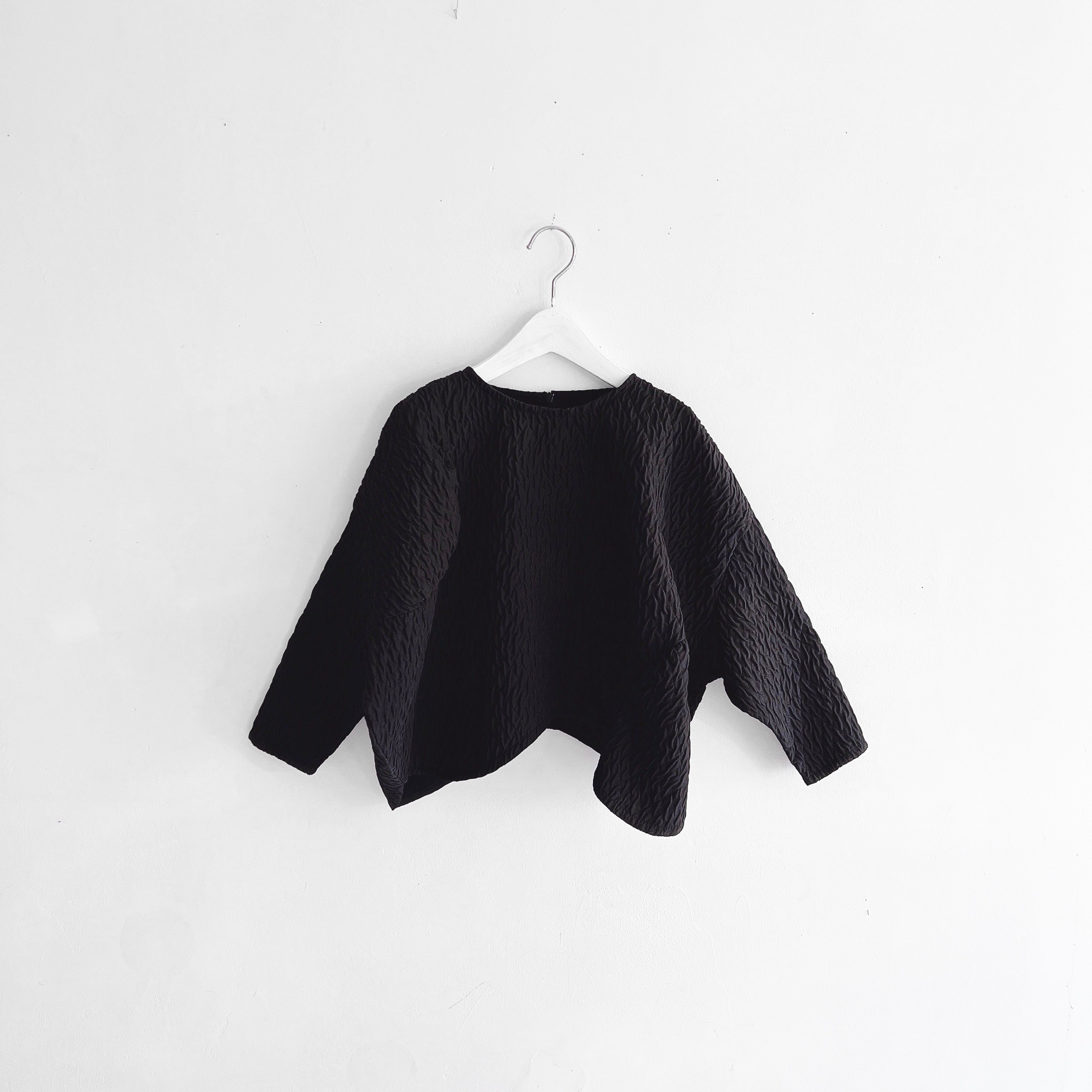 【frankygrow】24FWSH-081 MATELASSE JQ CIRCLE SWITING PULLOVER LLと大人