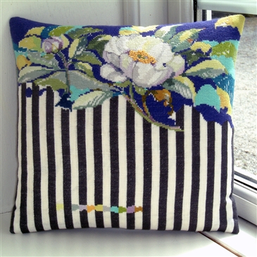 〔fru zippe〕　刺繍キット　74-0151