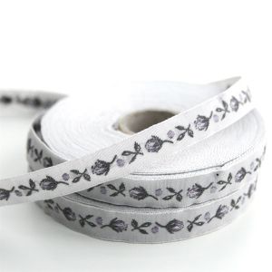 *〔A-35070-07〕　リボンテープ  バラの蕾　1cm幅　 グレー / ブラックベリー　＜在庫限りで廃番＞