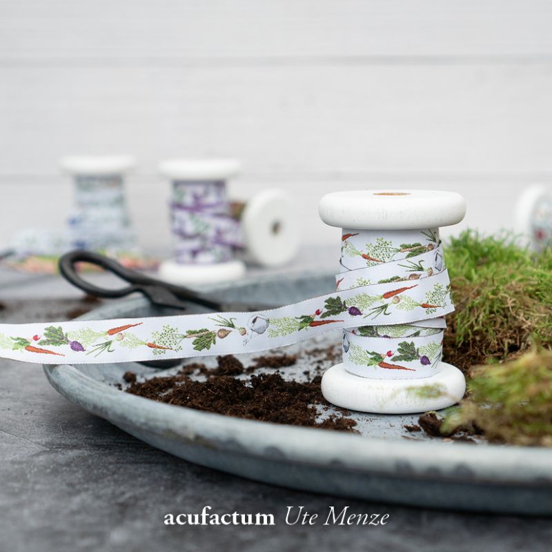 **〔Acufactum〕　A-35327　リボンテープ / 庭の楽しみ　1.6cm幅　 (1ｍ単位）