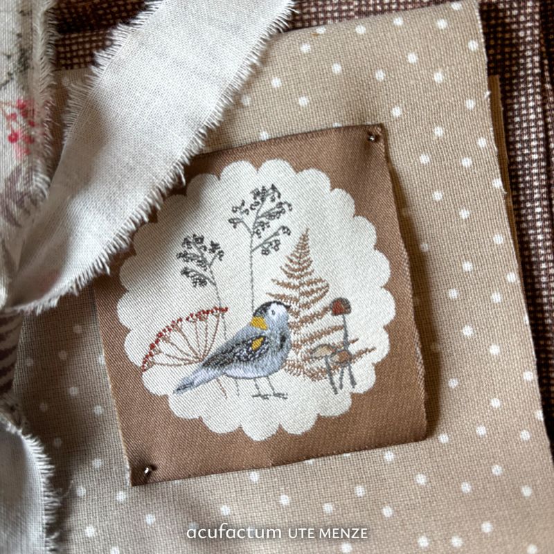 〔Acufactum〕　A-35443　織ラベル / Patch / Vogelfreund　<Happy Point 5倍>