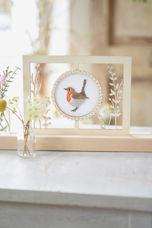 **〔Fingerhut〕　V-1299　ウッドフレームセット / Rotkehlchenrahmen