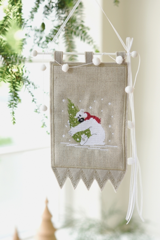 **〔Fingerhut〕　V-1321　ペナント