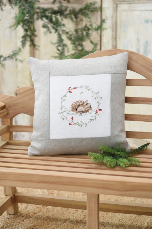 **〔Fingerhut〕　V-1337　クッションカバー / 30ｘ30 cm