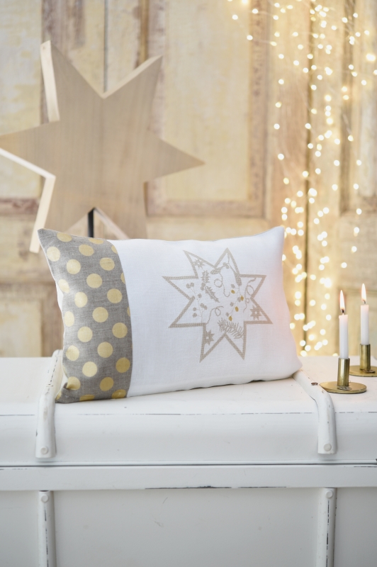 **〔Fingerhut〕　V-1339　クッションカバー / 40 x 25 cm