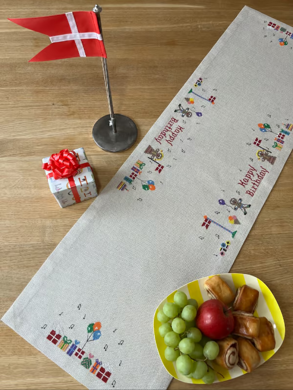 〔Pomp Stitch〕　刺繍キット　PS-2035-DK