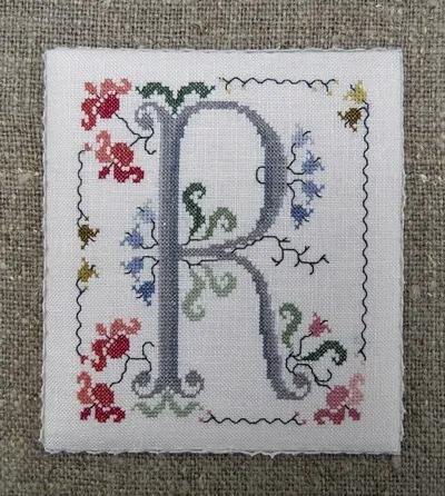 Renato Parolin〕 図案 RP-2518 Flowery letter - R Stitch