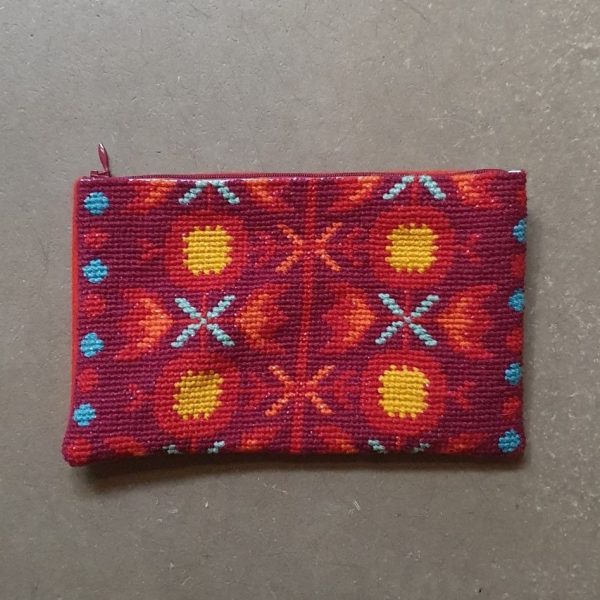 〔Svensk Hemslojd〕　クロスステッチキット　Flora - rod