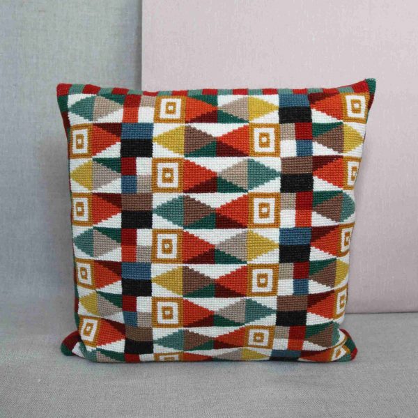 〔Svensk Hemslojd〕　クロスステッチキット　Mariannes Mosaik（宅配便）