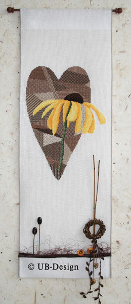 **〔UB Design〕　図案　UB-818　Sonnenhut im Patchworkherz