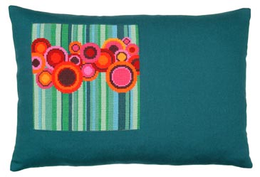 〔fru zippe〕　刺繍キット　74-0174