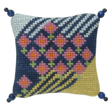 〔fru zippe〕　刺繍キット（76-N1～N18）