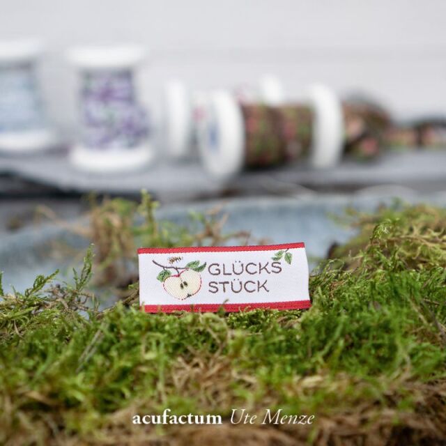 **〔Acufactum〕　A-35330　織ラベル / 幸運のリンゴ