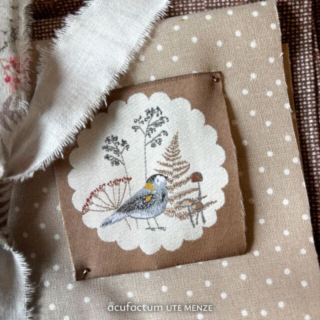 〔Acufactum〕 A-35443 織ラベル / Patch / Vogelfreund <Happy Point 5倍>