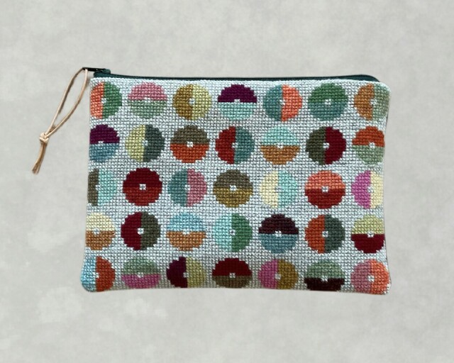 〔Baldyre〕B-05　刺繍キット　PICK 'N' MIX / TOSCA