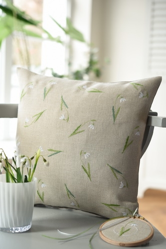 **〔Fingerhut〕　V-1020　クッションカバー　/　40ｘ40cm