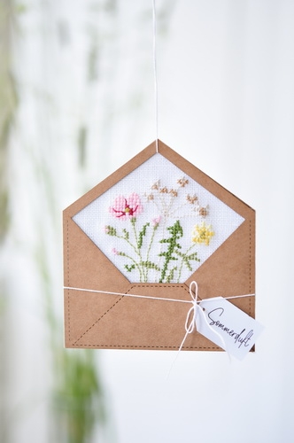 極美品☆ピンクハウス パーカー 薄手 花刺繡 日本製 桜金輪紋様 白 和柄ユニセックスパーカー ボア裏地 | Baroque