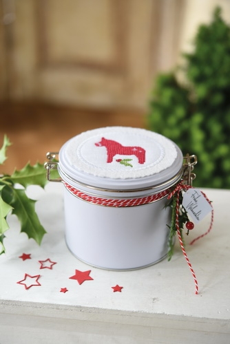 **〔Fingerhut〕　V-1139　缶＆ロゼット　（宅配便発送）