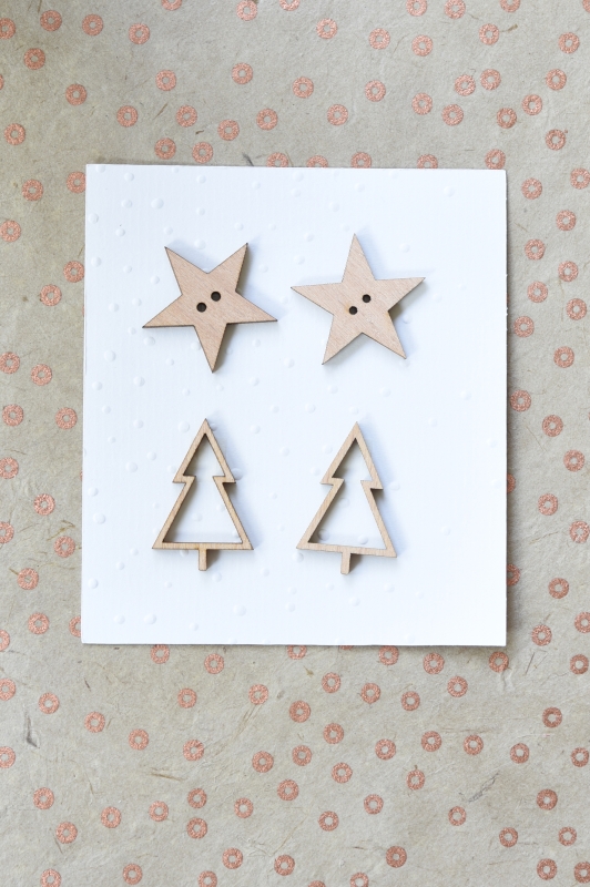 **〔Fingerhut〕　V-1329　ウッドボタンセット