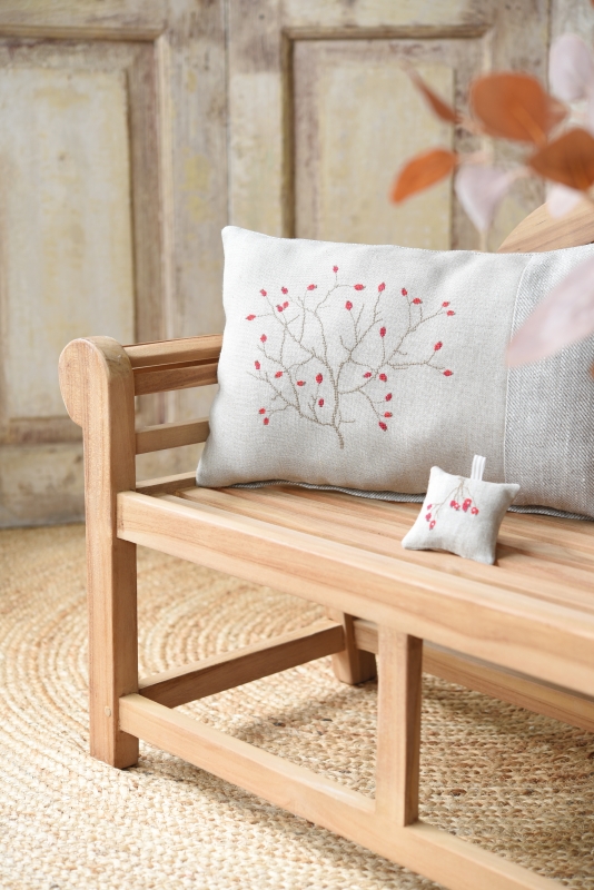 **〔Fingerhut〕　V-1364　クッションカバー / 40ｘ25 cm