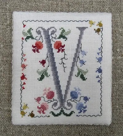 **〔Renato Parolin〕　図案　RP-2522　Flowery letter - V