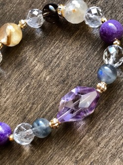 疲れた魂を癒し生命力を高める　オリジナルブレス