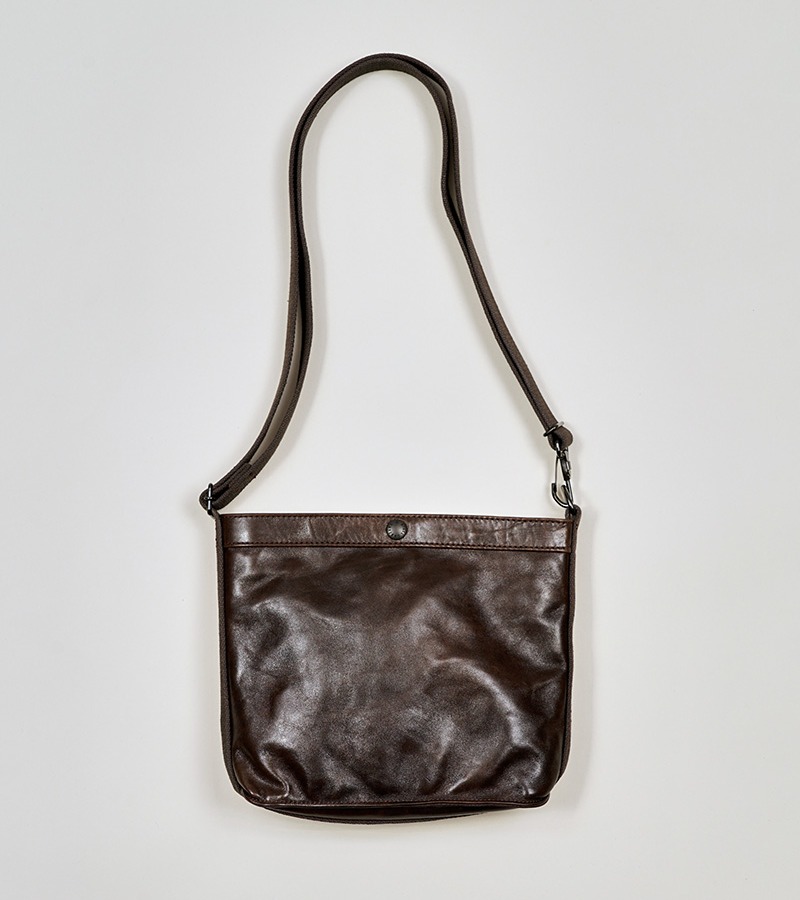 Nigel Cabourn MAGAZINE BAG HORSEHIDE