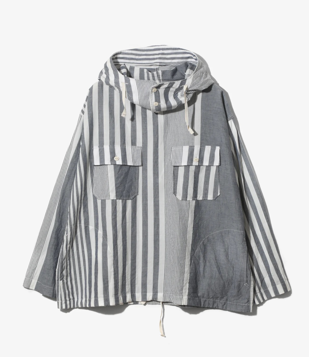ENGINEERED GARMENTS Cagoule Shirt - Stripe Cotton Chambray