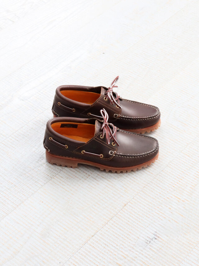 Timberland ティンバーランド 3-EYE LUG HANDSEWN BOAT SHOE - BROWN