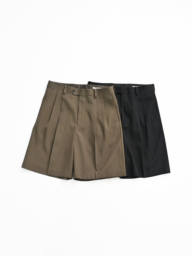 AURALEE (オーラリー)　LIGHT WOOL MAX GABARDINE SHORTS