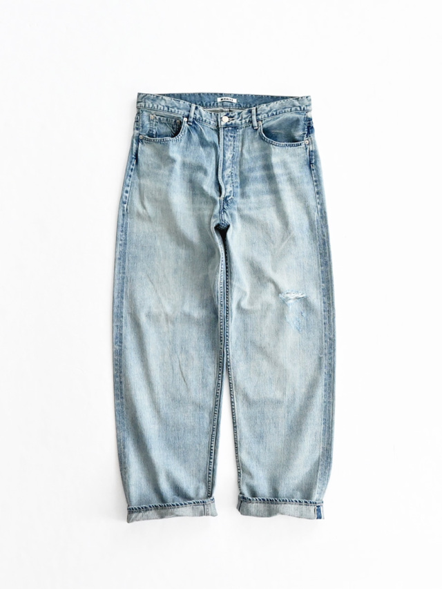 AURALEE (オーラリー)　FADED SELVEDGE LIGHT DENIM WIDE PANTS