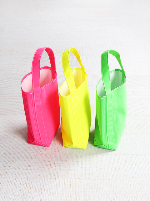 TEMBEA BAGUETTE TOTE　-NEON