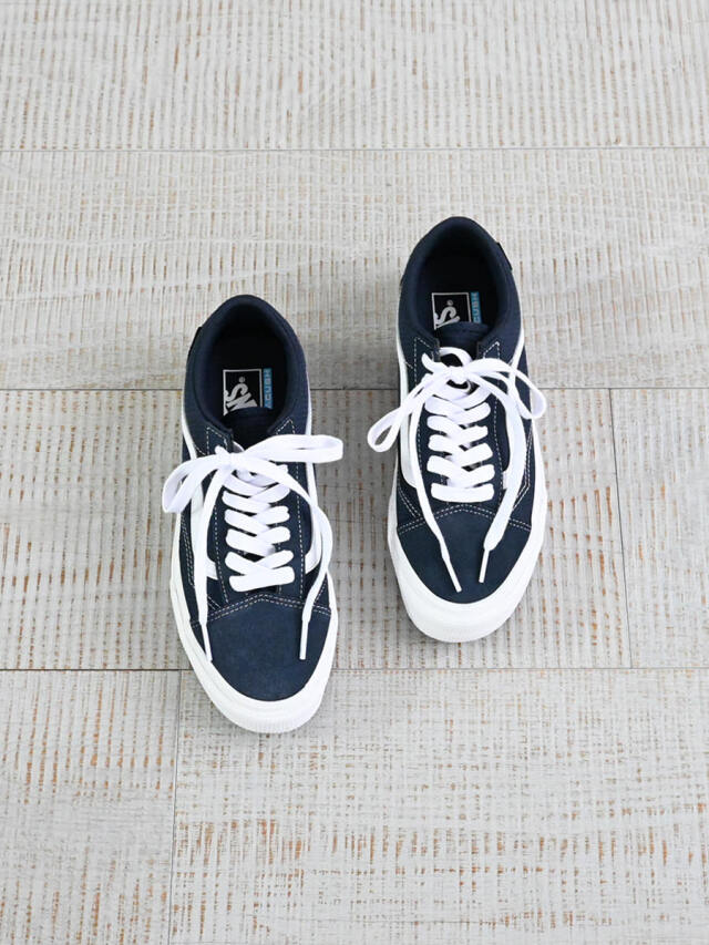 【30%OFF】VANS(ヴァンズ)　OLD SKOOL GORE-TEX NAVY/TRUE WHITE