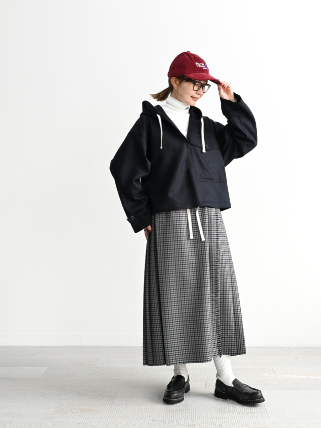 O'NEIL OF DUBLIN(オニールオブダブリン)　EASY LONG KILT (CHARCOAL)