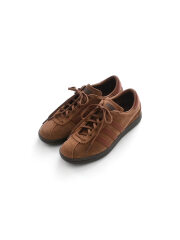 adidas(アディダス)　TOBACCO - BROWN