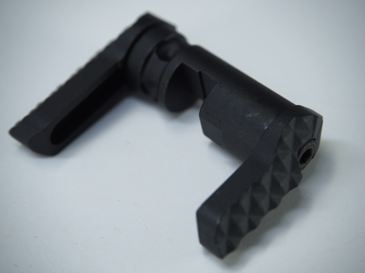 ANGRY GUN  Seekins Precisionタイプ アンビセレクター