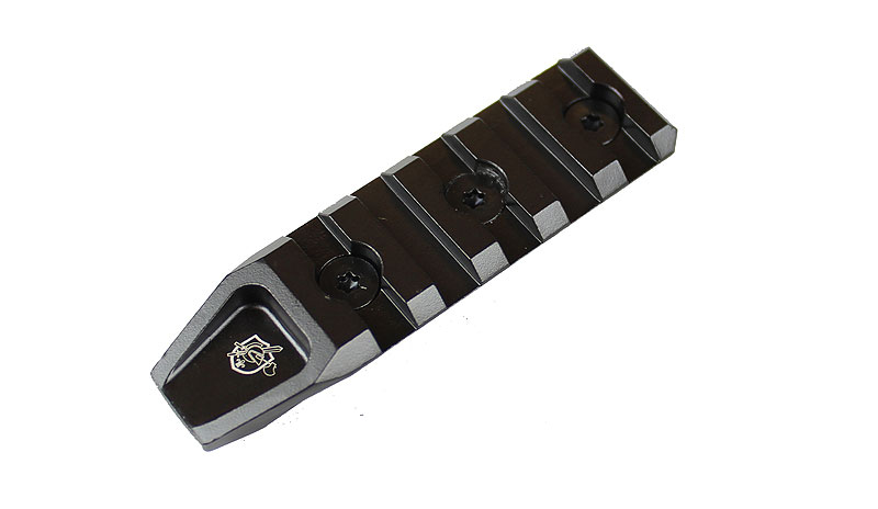 IRON AIRSOFT URX4用 5スロットレールブロック