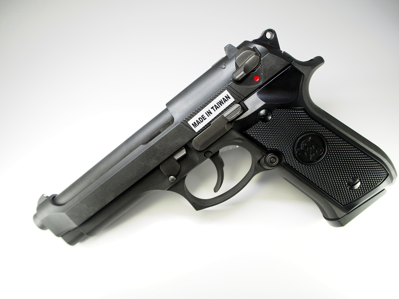 KJ-Works U.S.9mm M9ミリタリー GBB HW/パーカライジング