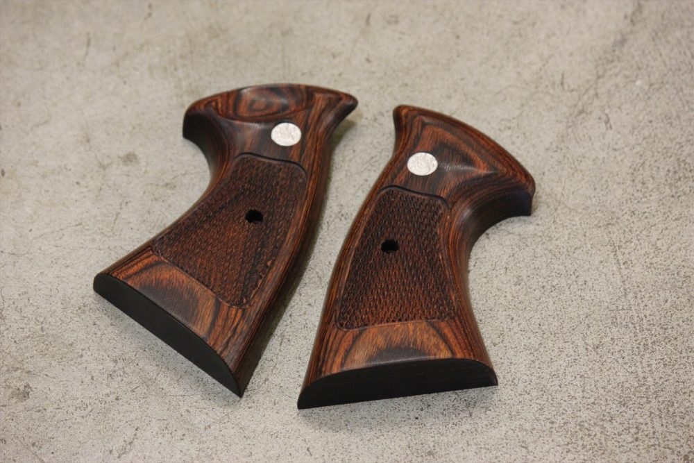 PANDORA ARMS タナカ S＆W M29対応 ウッドグリップ (チェッカー/ブラウン)