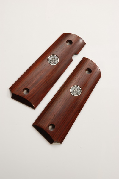 CAROM SHOT 1911A1タイプ用 紫檀グリップ (イーグルメダル)