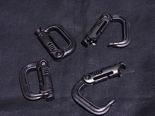 ITW Grimloc カラビナ BK/TAN